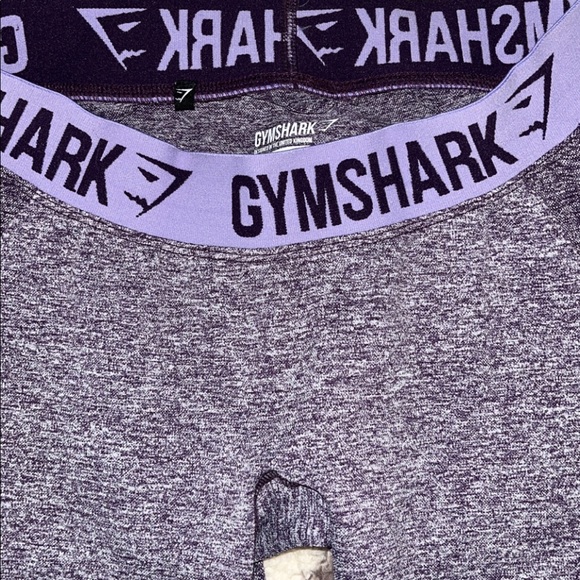 Purple Gymshark leggings - Picture 2 of 7